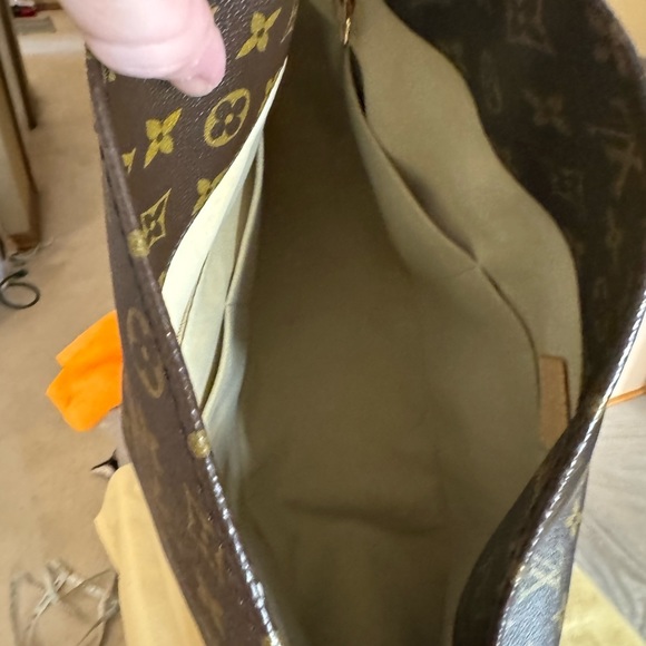 LOUIS VUITTON ARTSY MM - Picture 3 of 13